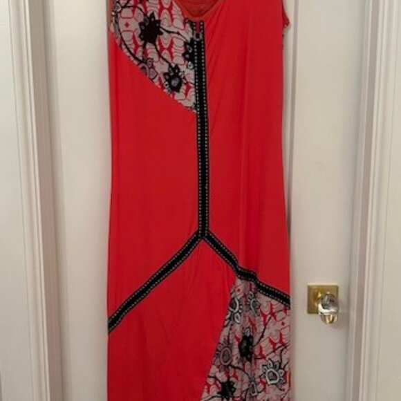 Ladies "Save the Queen" - Red Print Sleeveless Dress - Picture 2 of 6